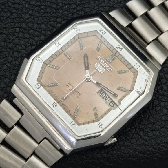 Vintage 1982 Seiko Square Automatic Mens Silver Watch W/daydate & Patina accents - Picture 6 of 10